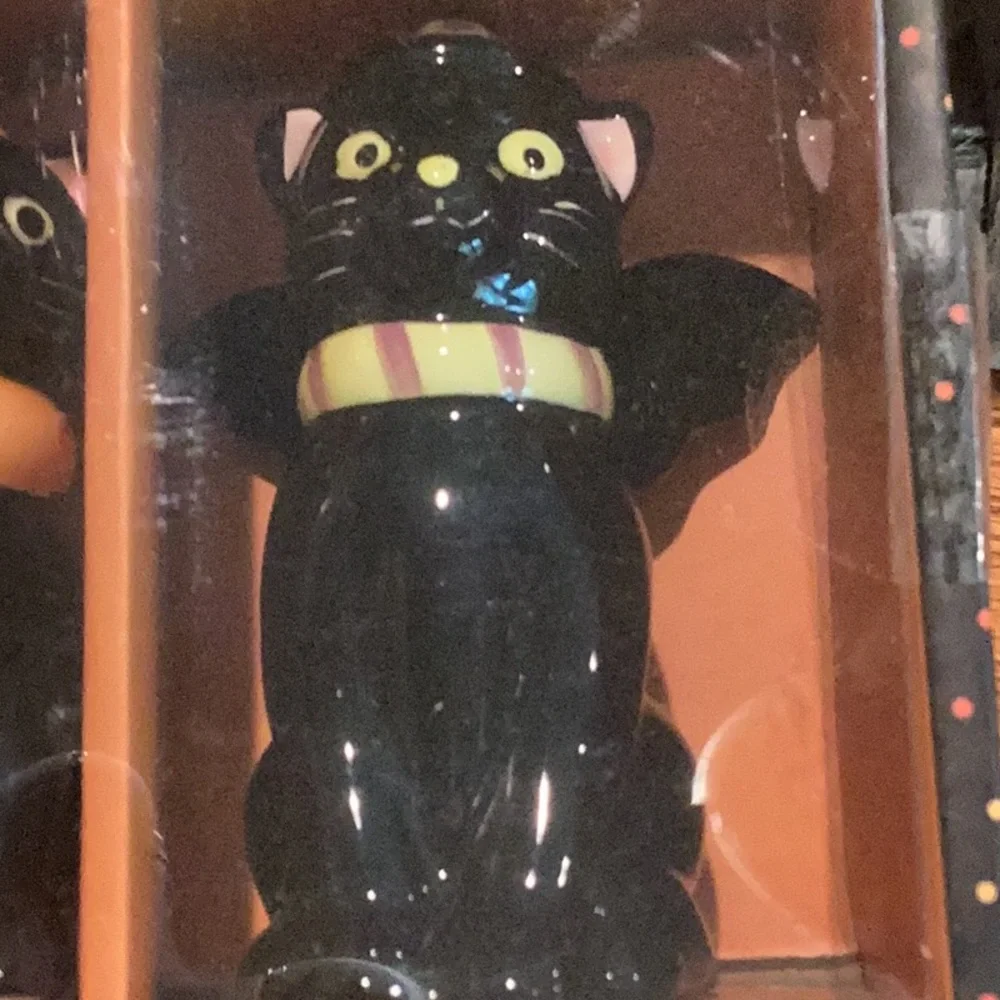 Halloween Black Cat Salt & pepper Shakers